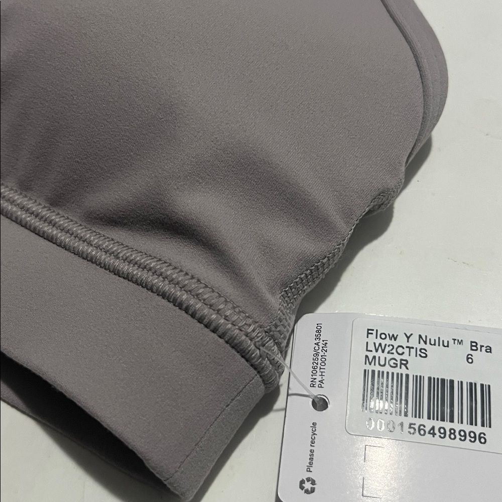 NWT Lululemon Flow Y Bra Nulu Light Support, A–C Cups Sz 6 - Picture 6 of 10